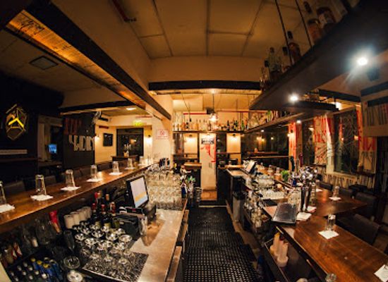 israel/central-district/bar/dizzy-frishdon