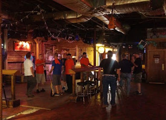 kentucky/outer-bluegrass/bar/austin-city-saloon