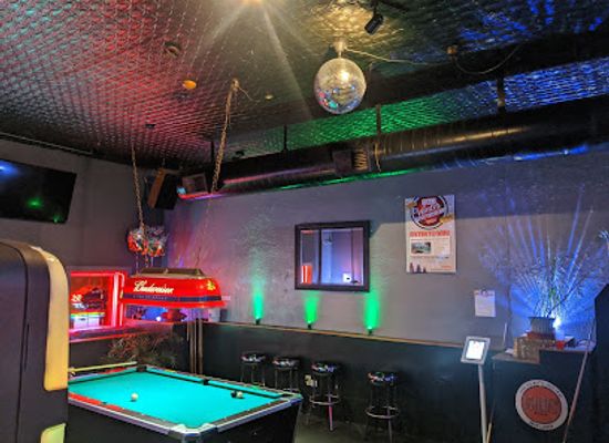 illinois/river-bend/bar/bubby-sissy-s