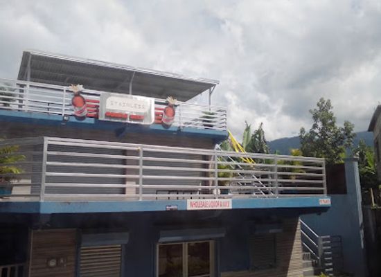 jamaica/blue-mountains/bar/stainless-double-deck