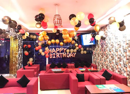 pakistan/rawalpindi/the-mall/bar/red-lounge