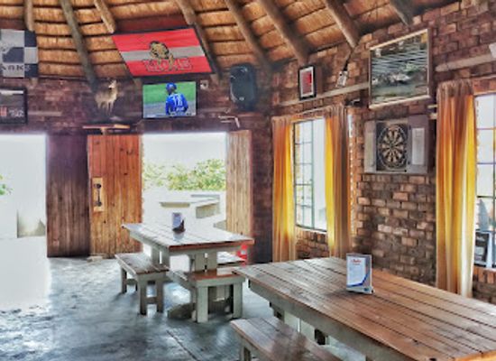 south-africa/mpumalanga/bar/little-loftus