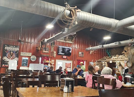 texas/west-texas/bar/live-oak-restaurant-sports-grill