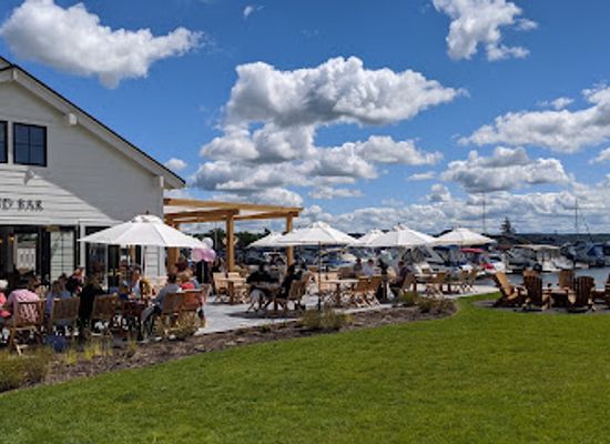 new-york/finger-lakes-region/bar/sand-bar-at-the-lake-house-on-canandaigua