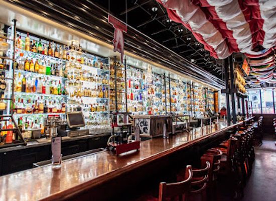 washington/puget-sound/bar/von-s-1000-spirits