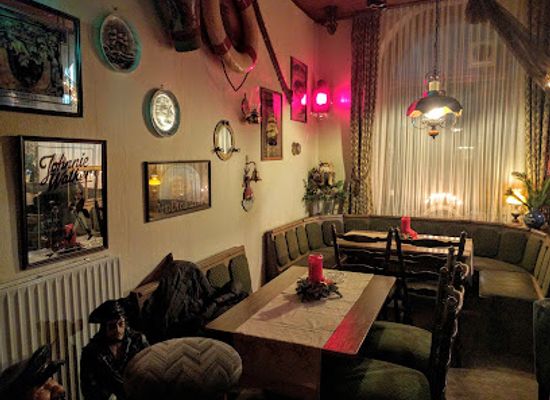 germany/schleswig/bar/zum-dreimaster