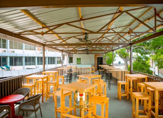 tanzania/dar-es-salaam/bar/hugo-bar