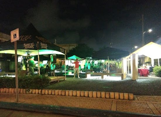 puerto-rico/bayamon-region/bar/la-esquinita-jardin-cervecero
