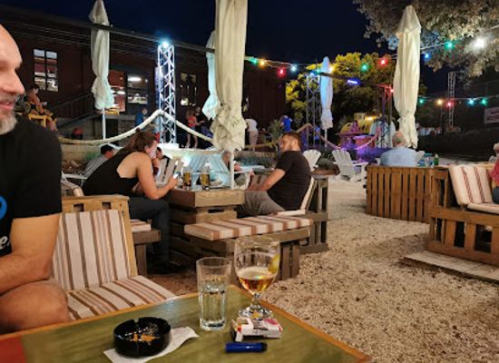 croatia/pula/bar/zeppelin-beach-lounge-bar