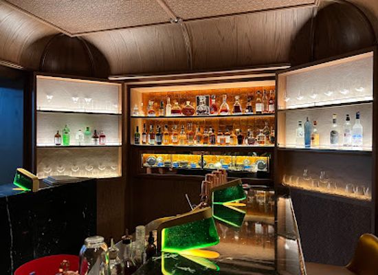 morocco/zemmour/bar/churchill-bar