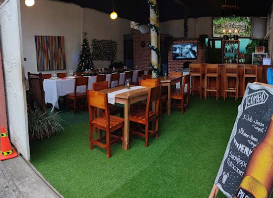 ecuador/tena/bar/la-selva-restobar