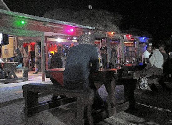 botswana/maun/bar/la-vue-restaurant