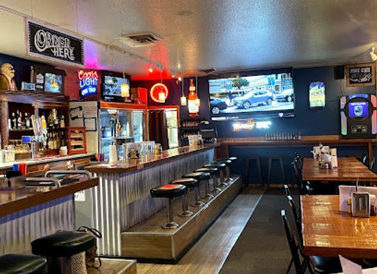 washington/leavenworth/bar/old-mill-tavern