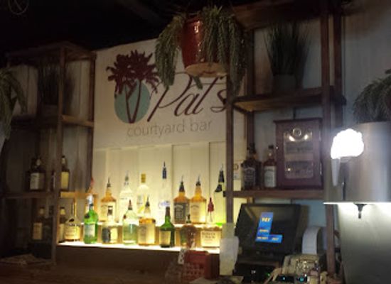 nevada/nye-county/bar/pat-s-courtyard-bar