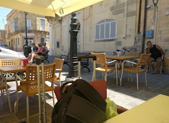 malta/xewkija/bar/73-in-the-square
