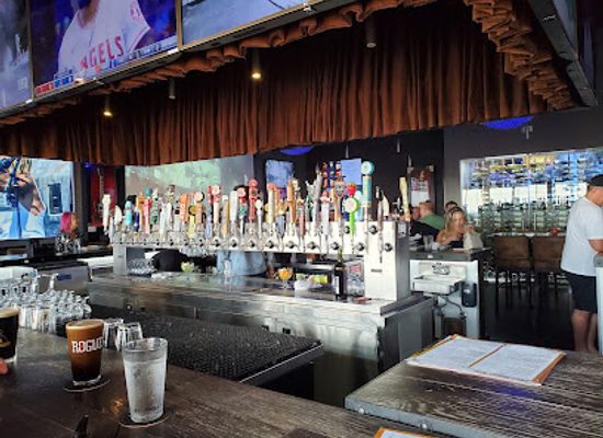 california/huntington-beach/bar/hq-gastropub-huntington-beach