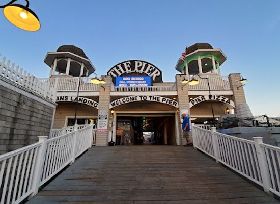 maine/old-orchard-beach/bar/hooligans-steak-and-ale