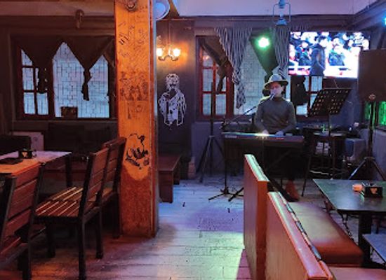 nepal/annapurna-circuit/bar/the-bar-bar-black-sip