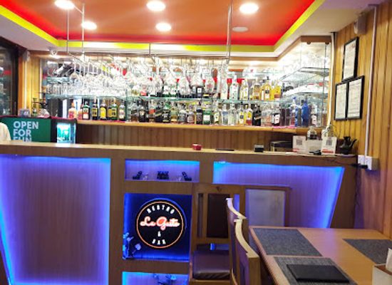 nepal/kathmandu/swayambhunath/bar/la-gusto-restro-and-bar