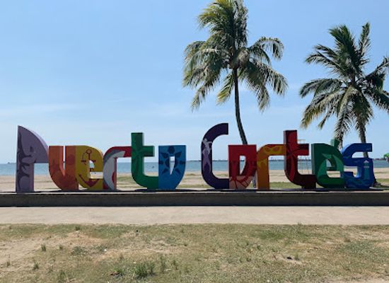 honduras/puerto-cortes/bar/playa-municipal