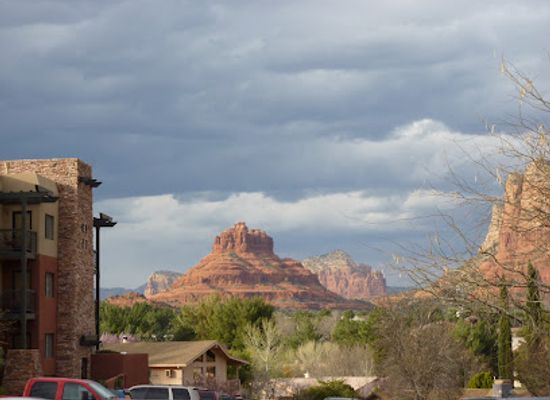 arizona/red-rock-country/bar/shadowrock-tap-table