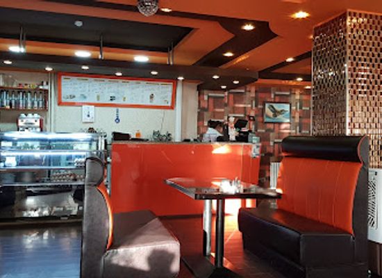mongolia/selenge-river-basin/bar/golden-eagle-restaurant-coffee-shop