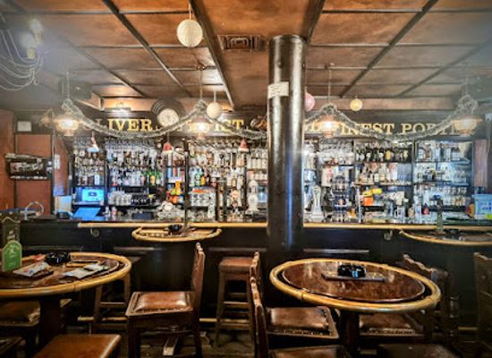croatia/zagreb/tkalciceva-street/bar/oliver-twist