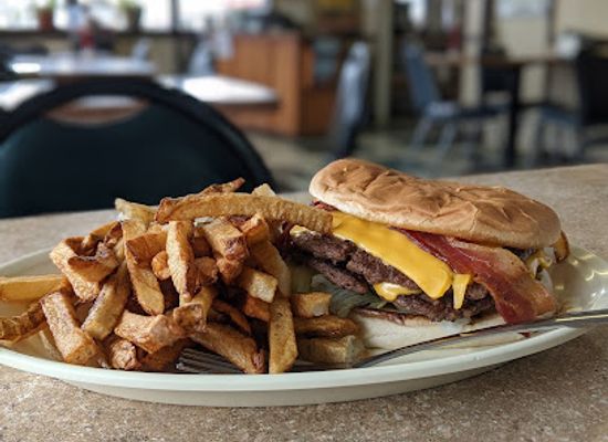 oklahoma/chickasaw-country/bar/burger-land