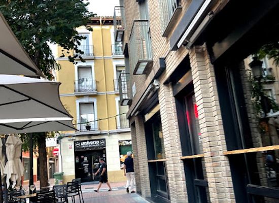 spain/zaragoza/casco-historico/bar/bloody
