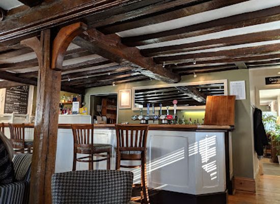 united-kingdom/huntingdonshire/bar/the-white-hart