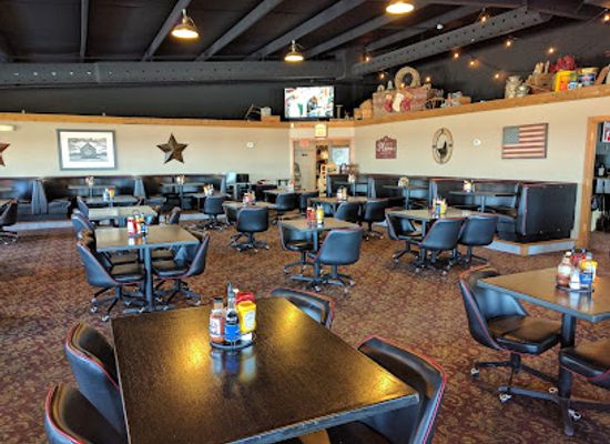nebraska/eugene-t-mahoney-state-park/bar/round-the-bend-steakhouse