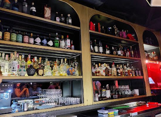 mexico/southeastern-mexico/bar/handshake-speakeasy