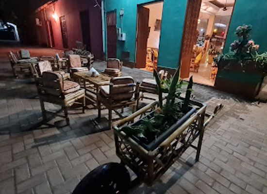 guinea-bissau/bissau/bar/o-barril