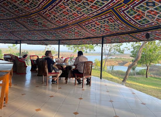 india/kutch/bar/kutch-safari-resort-restaurant