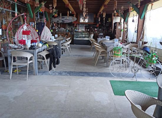 egypt/port-said/bar/doaiah-beach-kite-club