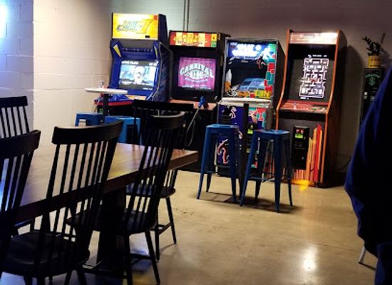 missouri/southwest-missouri/bar/best-of-luck-beer-hall
