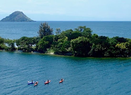 rwanda/western-province/bar/jidos-plaza