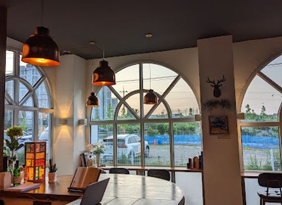 south-korea/gangwon-province/bar/white-crow-taphouse