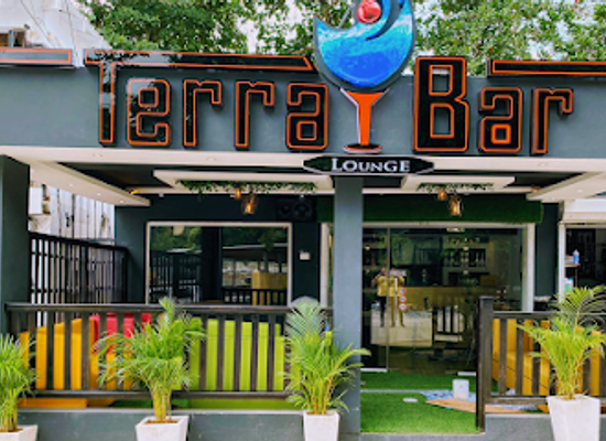 dominican-republic/samana-peninsula/bar/terrabar-y-lounge