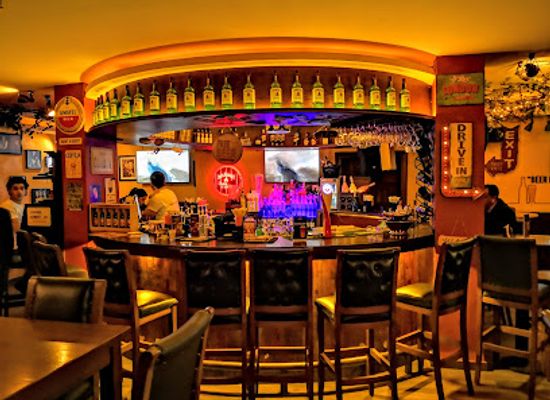 jordan/ma-an-plateau/bar/mist-restaurant-pub