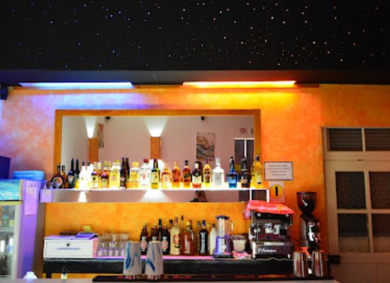 cabo-verde/sao-vicente/bar/pub-art-shot-bar