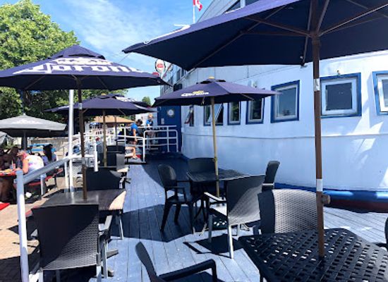 canada/northern-ontario/bar/the-boat
