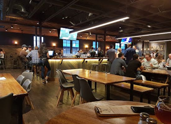 canada/edmonton-capital-region/bar/brazen-hall-kitchen-brewery
