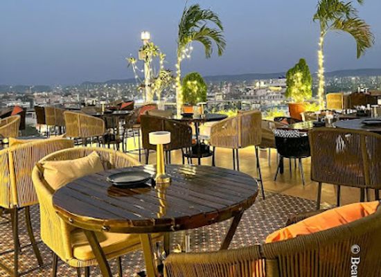 india/jaipur/pink-city/bar/360-best-cocktail-bar-lounge-panoramic-rooftop