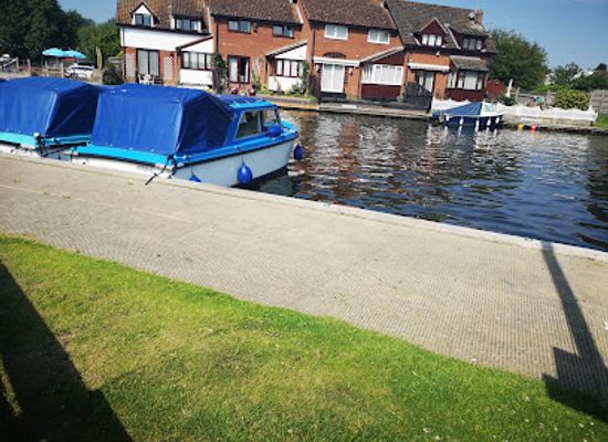united-kingdom/norfolk-broads/bar/the-old-mill