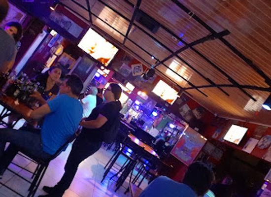 costa-rica/brunca-region/bar/la-hacienda-retro-music-bar