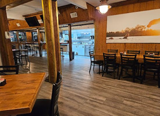 nevada/lake-mead-national-recreation-area/bar/the-boat-house