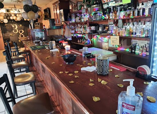 the-bahamas/freeport/bar/the-comfort-zone-sportsbar