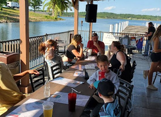 missouri/pomme-de-terre-lake/bar/harbor-marina