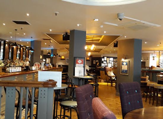 united-kingdom/cardiff/roath/bar/henry-s-cafe-bar-cardiff